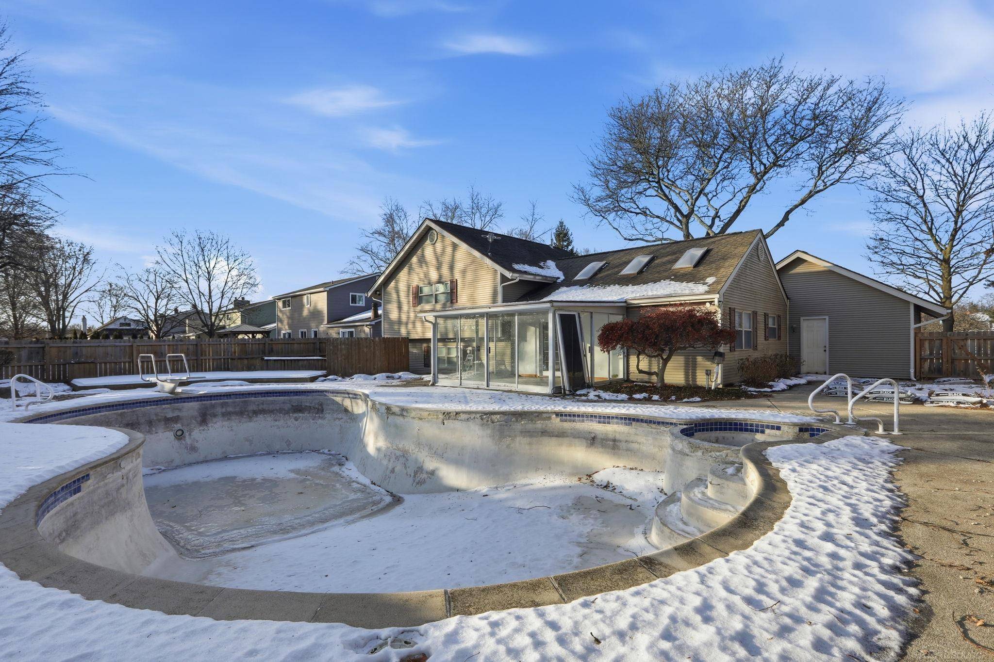 Lake Orion, MI 48360,2957 Armstrong DR