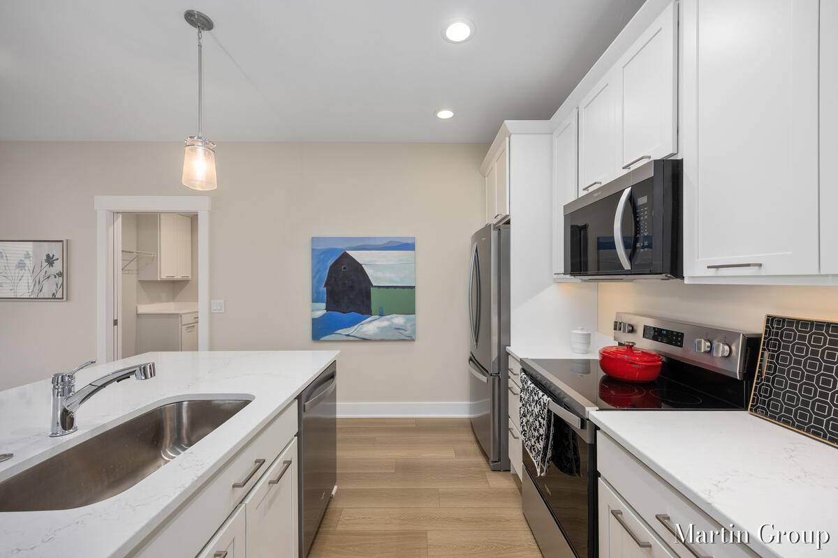 Grand Rapids, MI 49505,2269 Watertown WAY NE