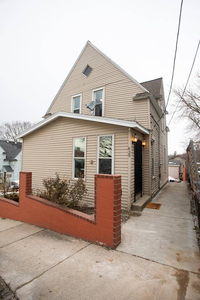 Grand Rapids, MI 49503,639 Curve ST SW