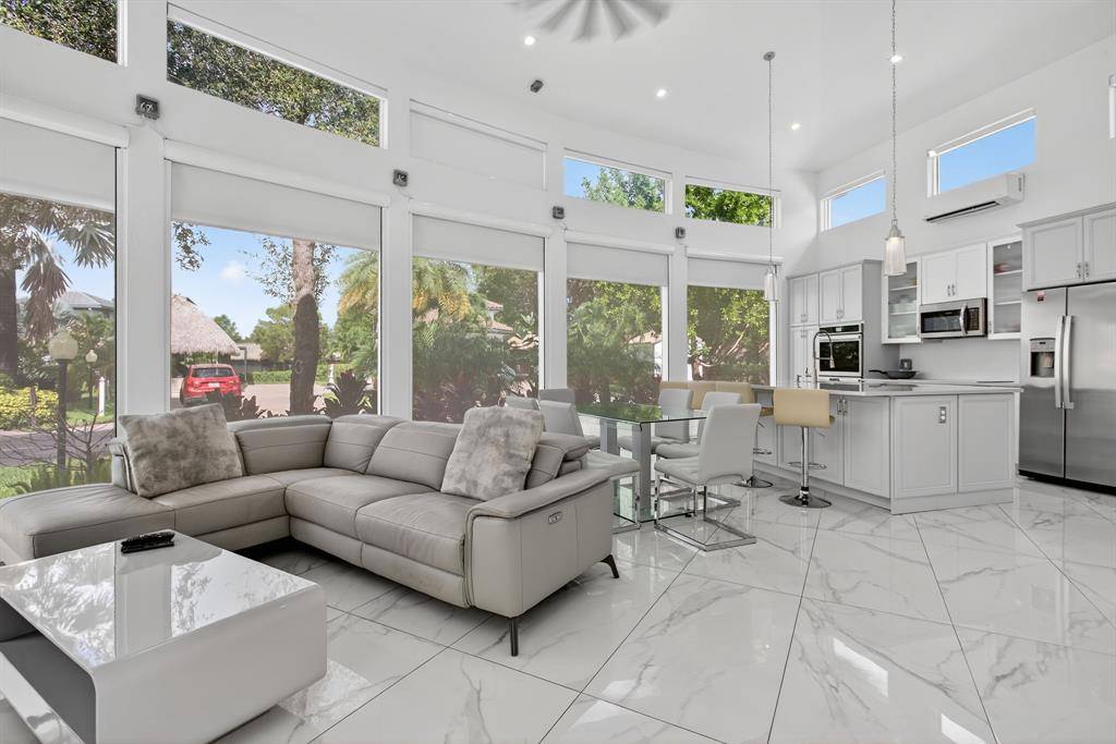 Margate, FL 33068,552 N Carol Pkwy #552