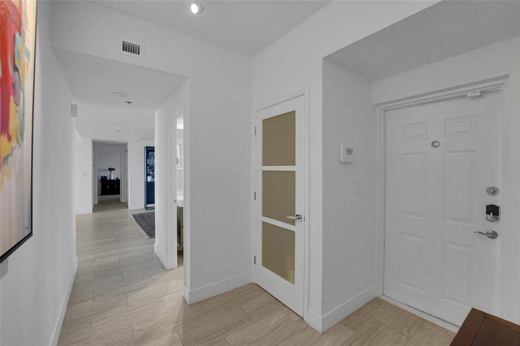 Pompano Beach, FL 33069,4114 W PALM AIRE DR #146B