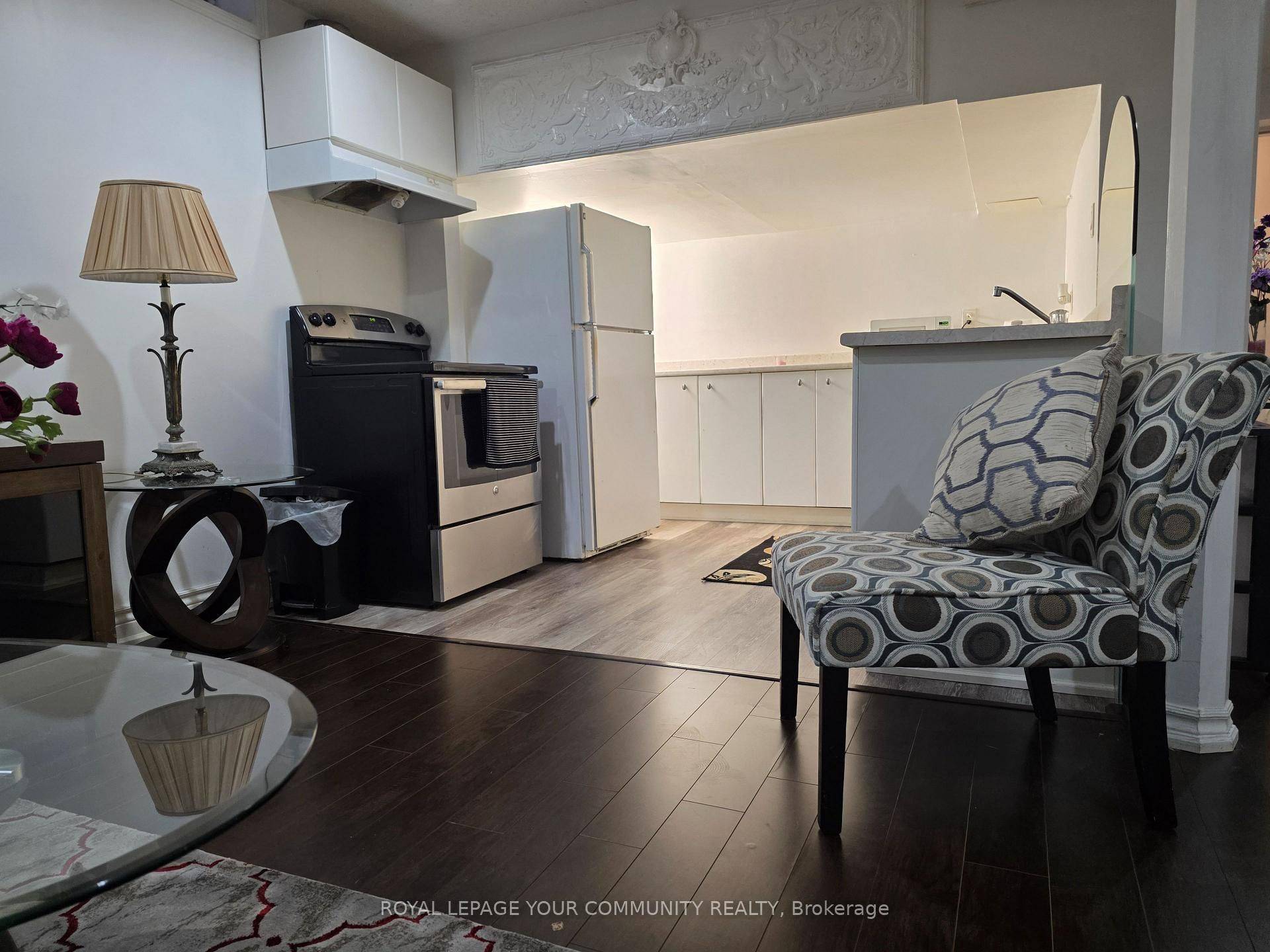 Richmond Hill, ON L4C 0B4,167 Berwick CRES W