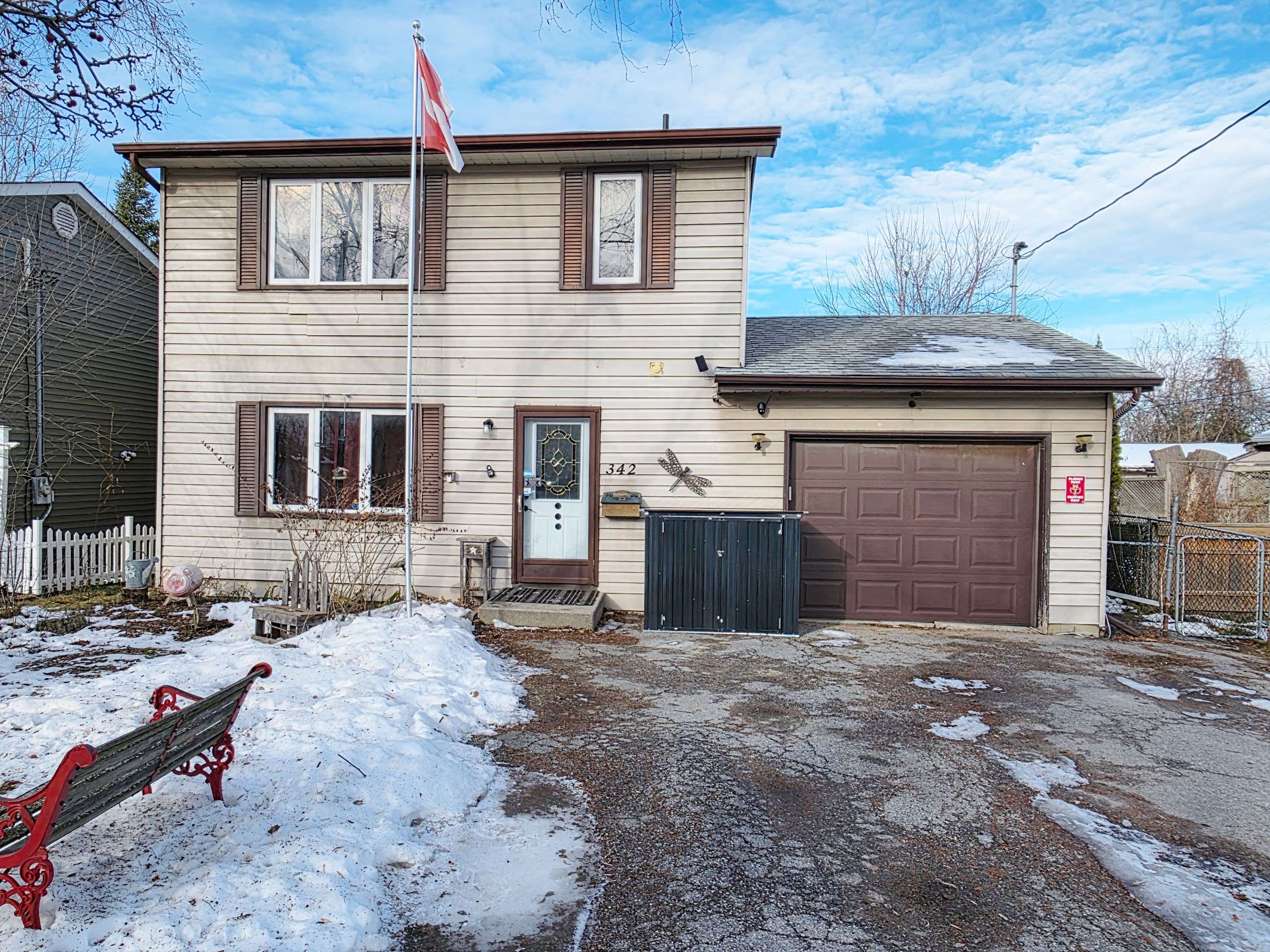 Georgina, ON L4P 2Z1,342 Pasadena DR