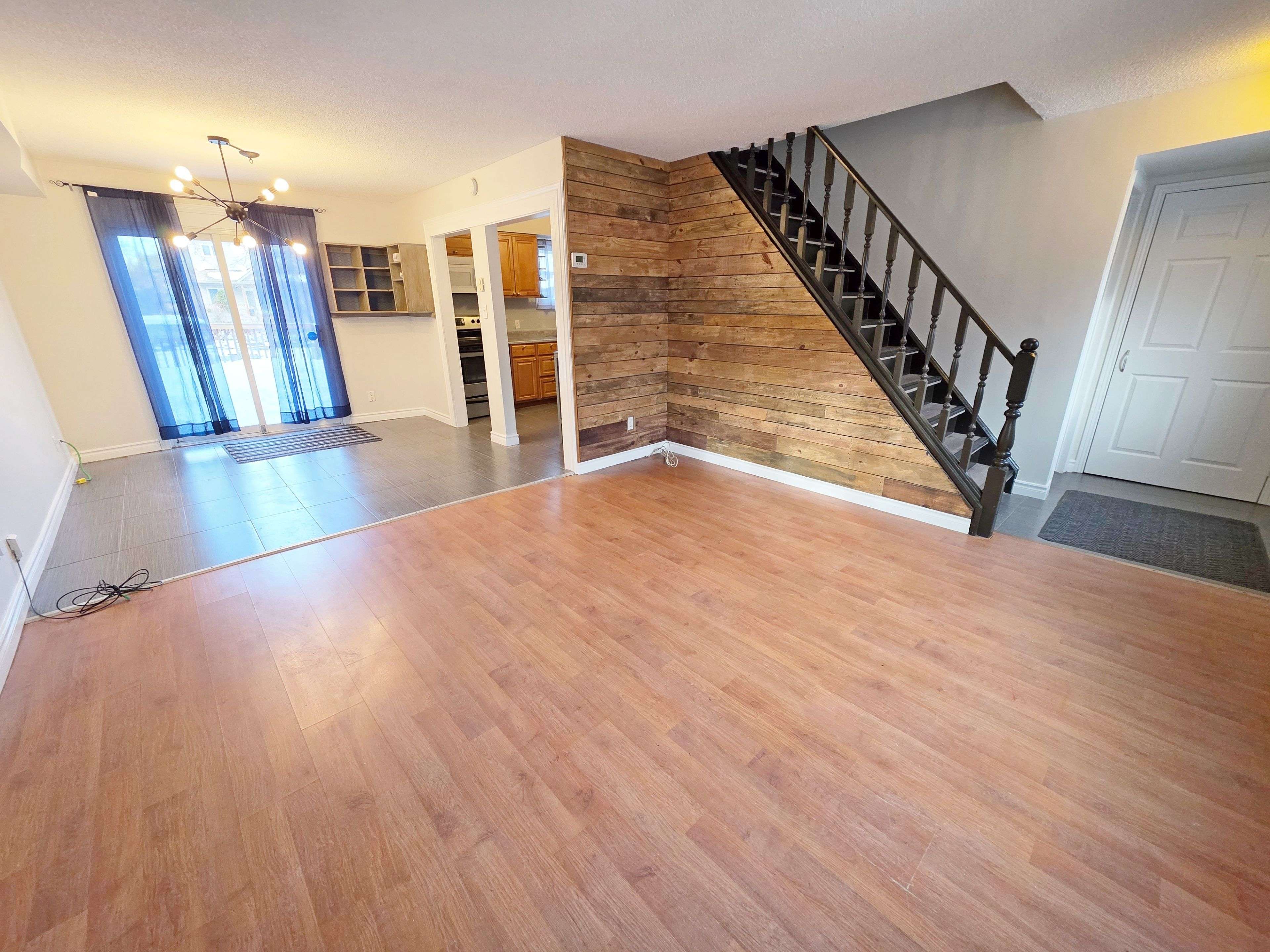 Georgina, ON L4P 2Z1,342 Pasadena DR