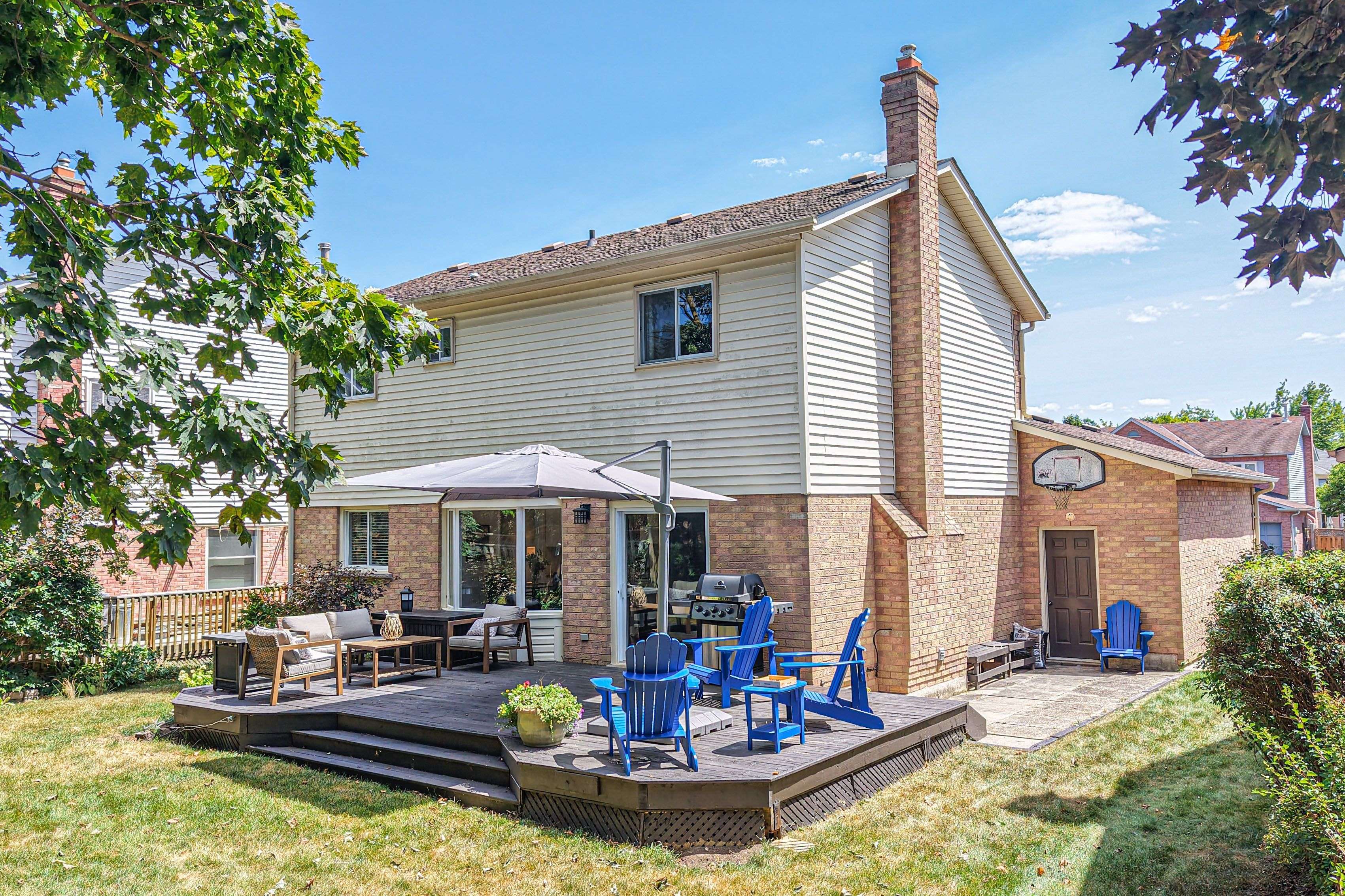 Orillia, ON L3V 7P6,34 Brandon CRES