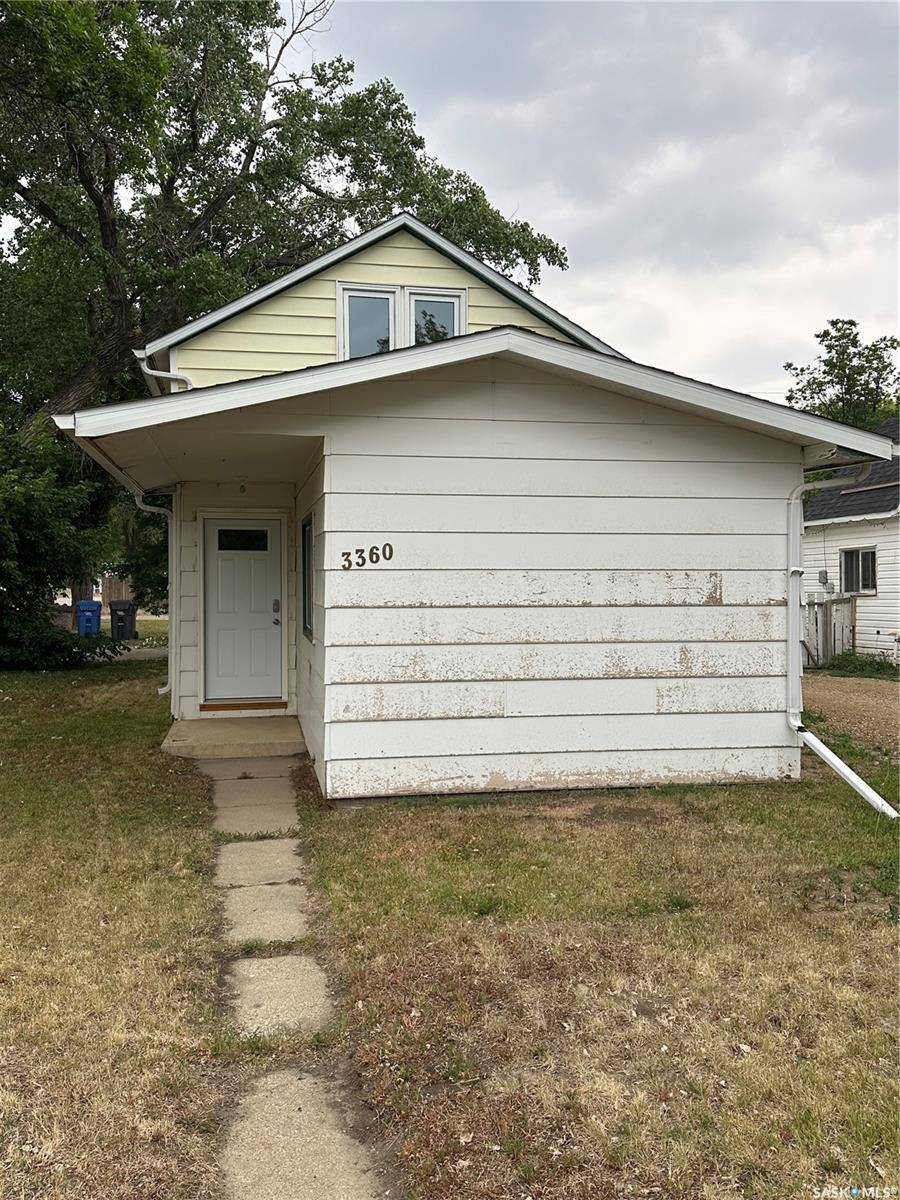 Gull Lake, SK S0N 1A0,3360 Rutland AVENUE