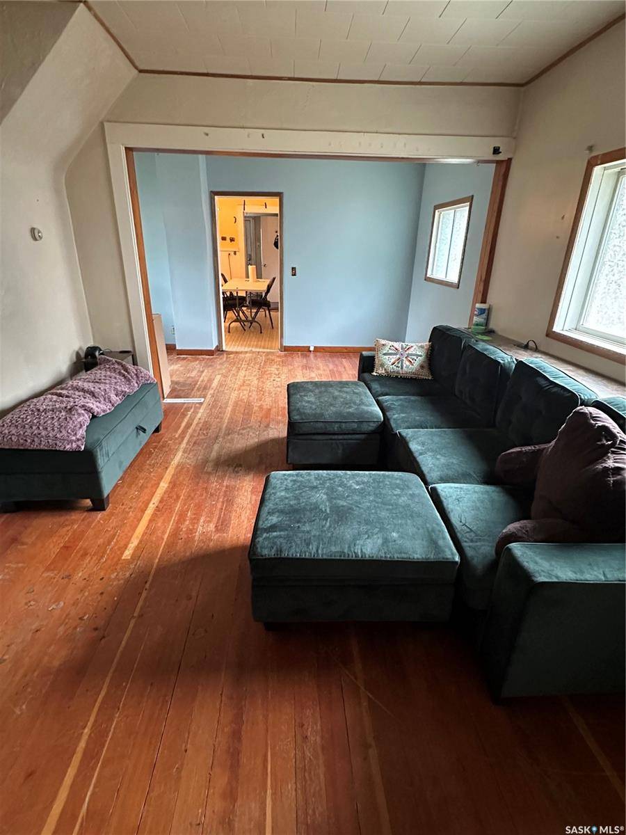 Gull Lake, SK S0N 1A0,3360 Rutland AVENUE