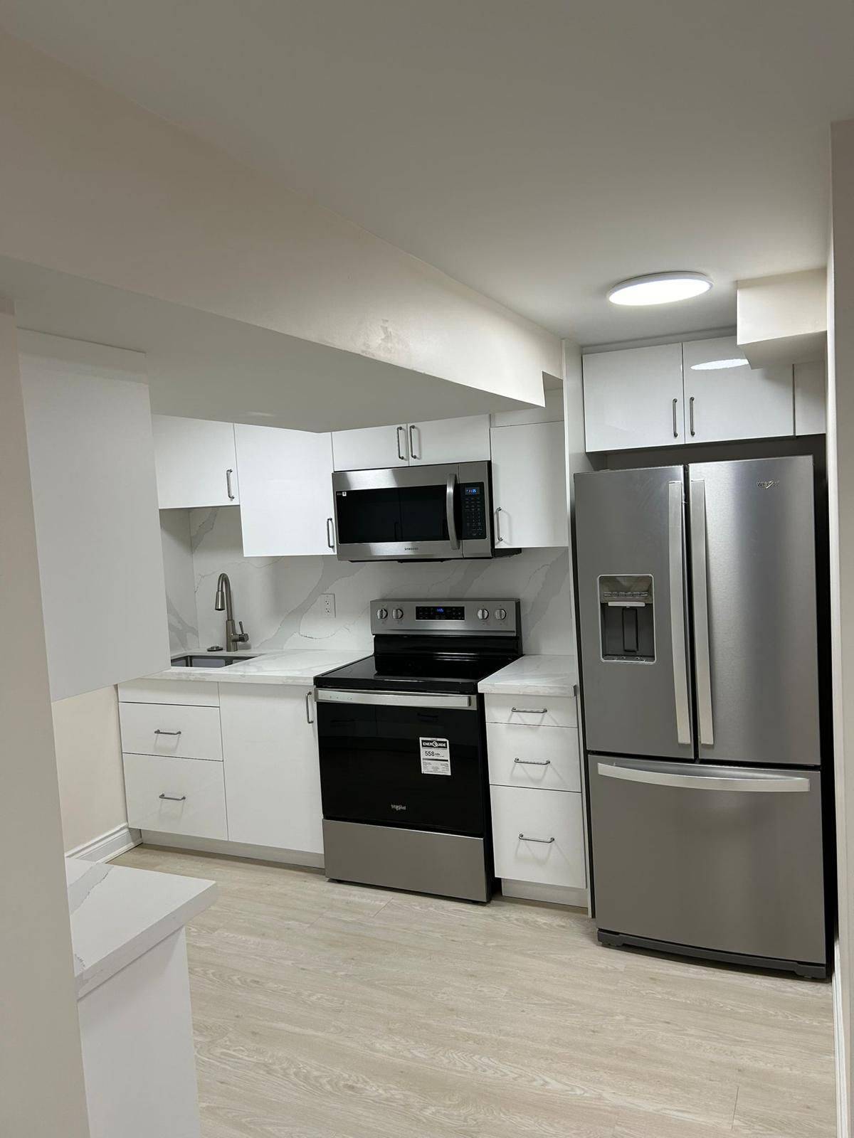 Mississauga, ON L5N 3C9,3228 Coralbean PL #Lower