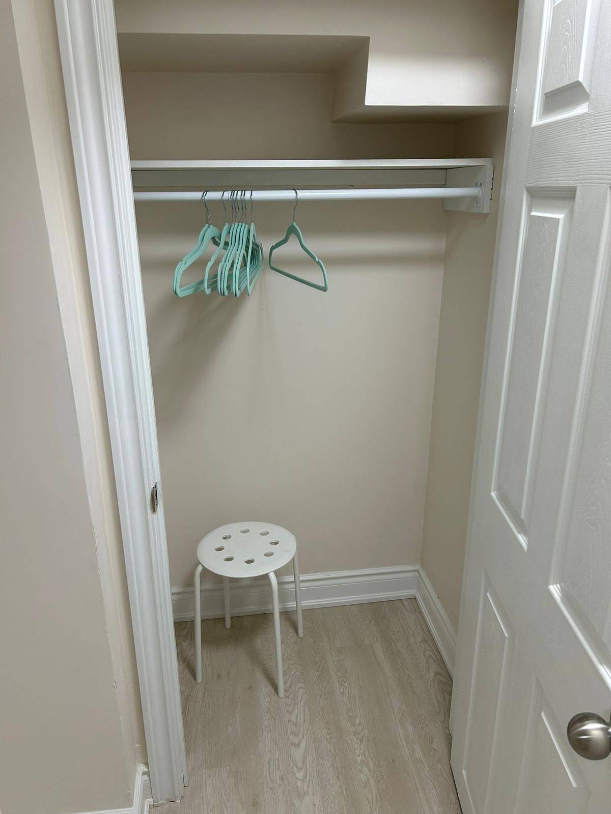 Mississauga, ON L5N 3C9,3228 Coralbean PL #Lower