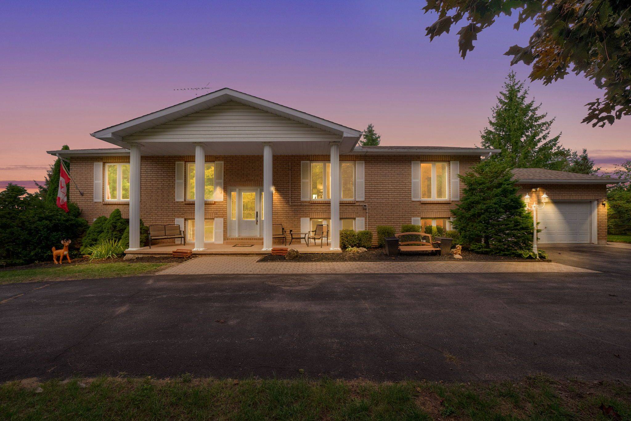 Port Hope, ON L0A 1B0,9672 Walker RD