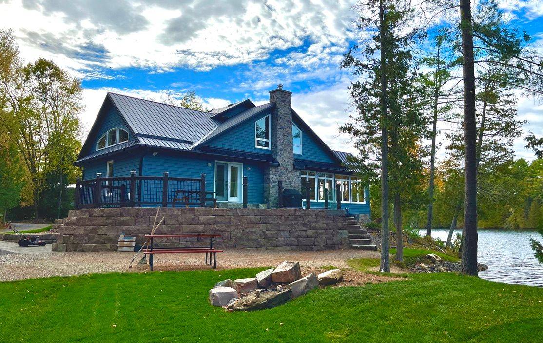 Frontenac, ON K0H 1B0,1021 South Kash Lake LN