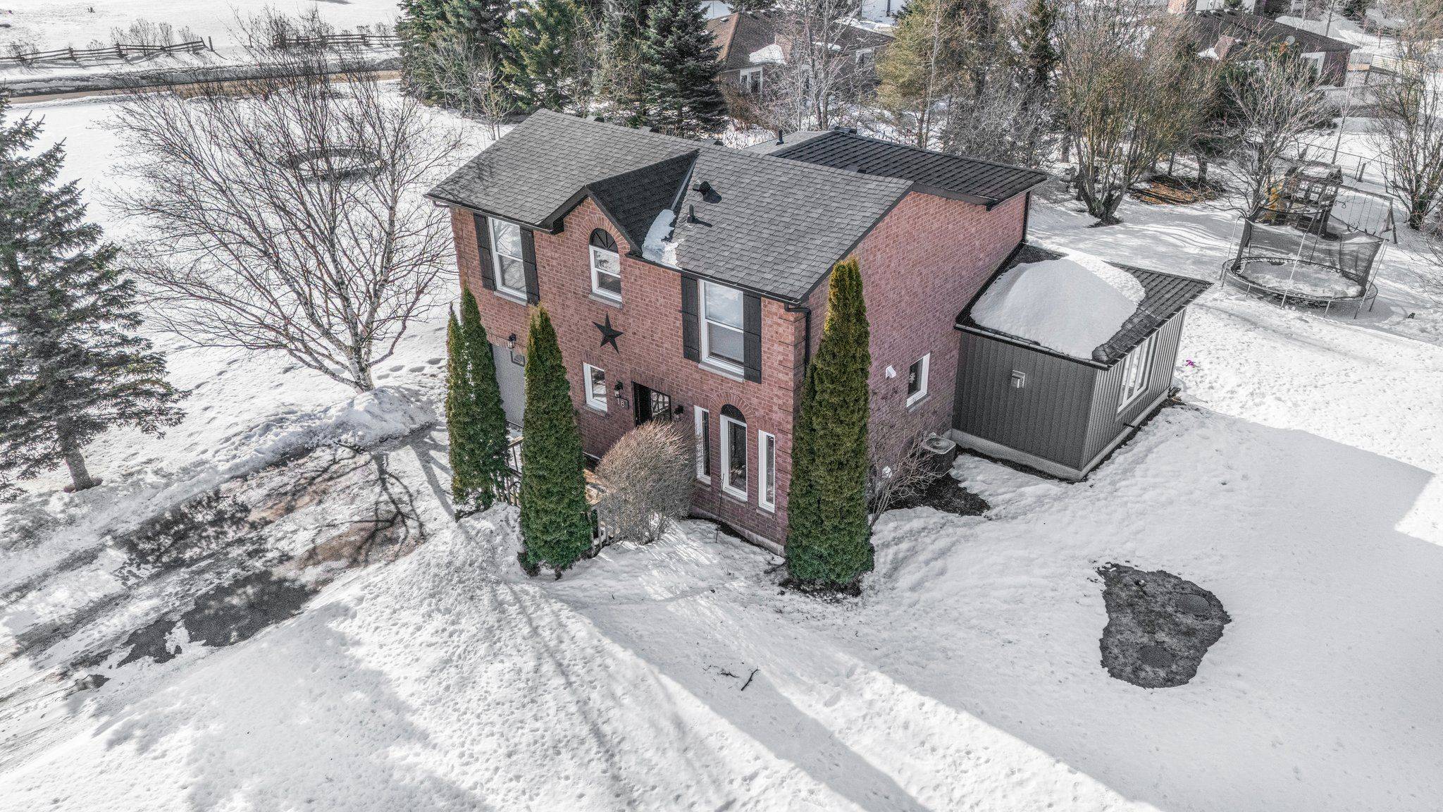 Amaranth, ON L9W 5Z8,18 Peter ST