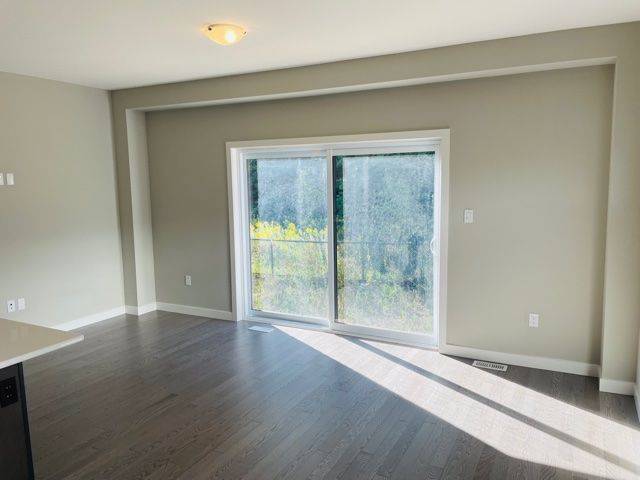 Kitchener, ON N2R 1P2,942 Robert Ferrie DR