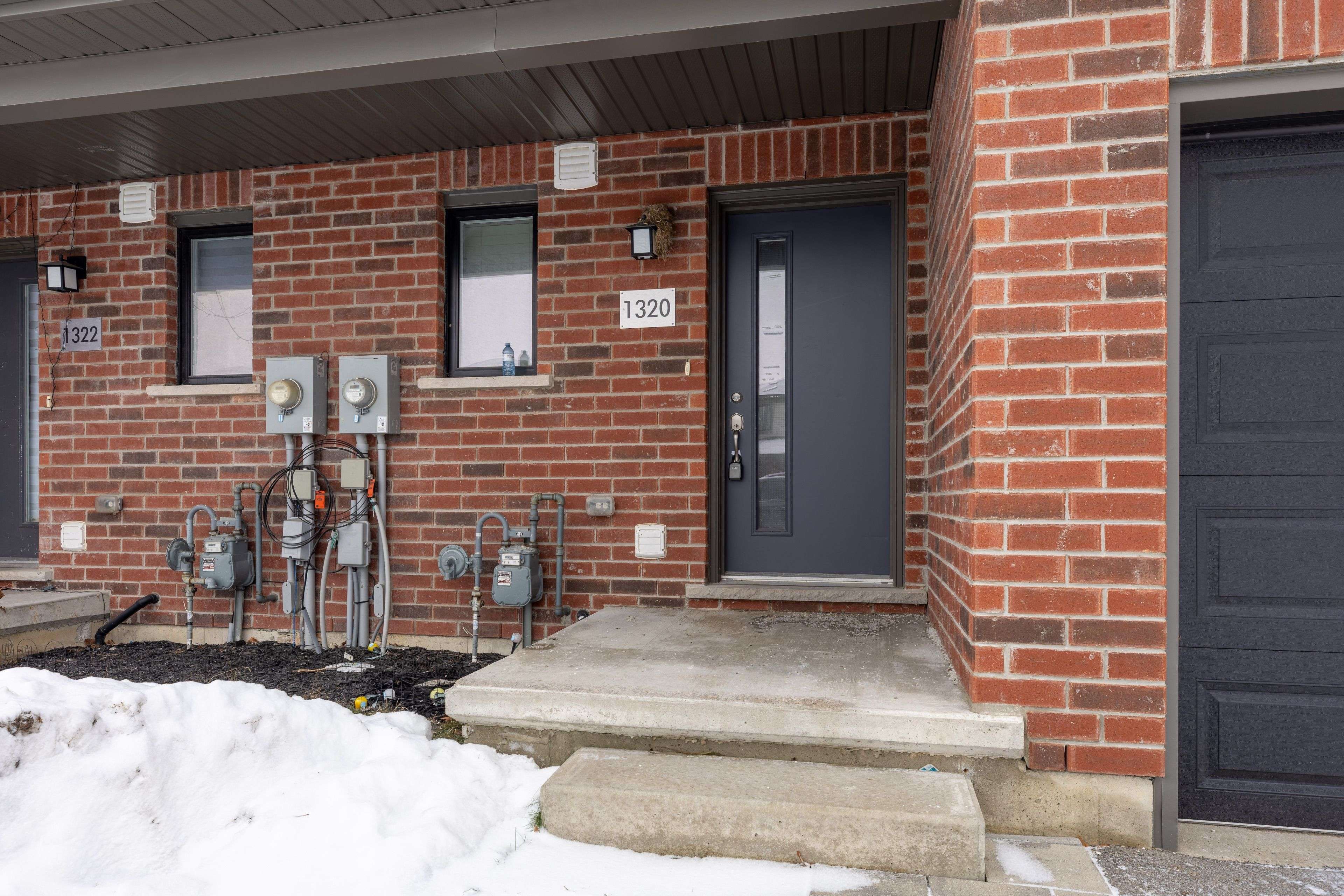 London East, ON N5V 0B8,1320 Michael CIR