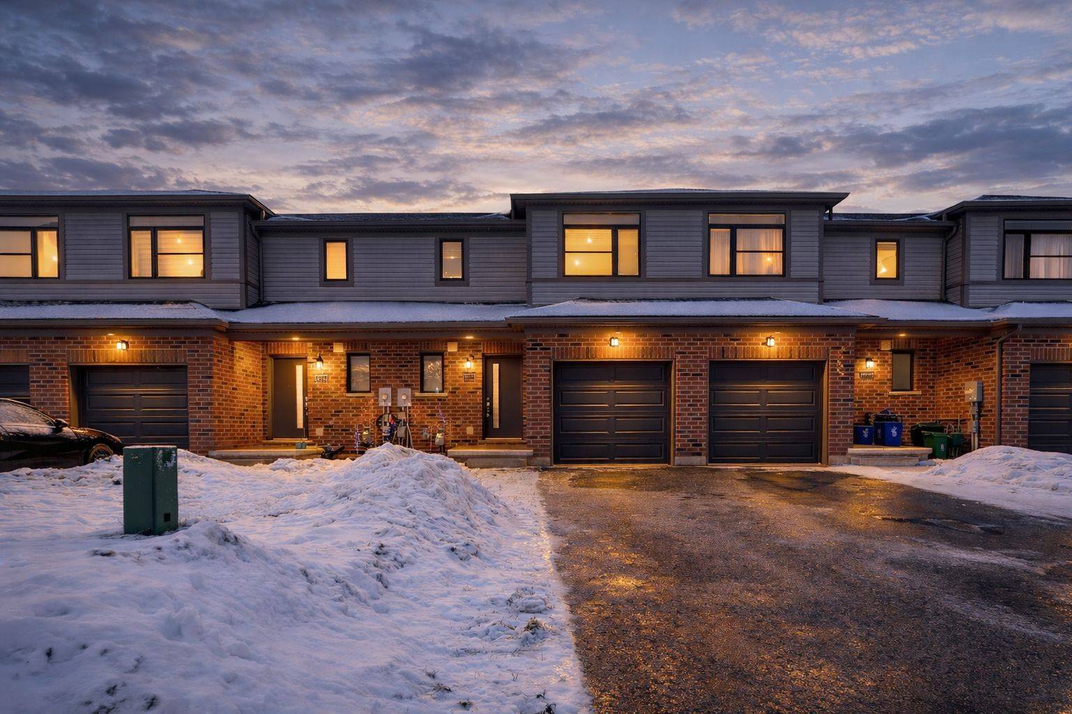 London East, ON N5V 0B8,1320 Michael CIR