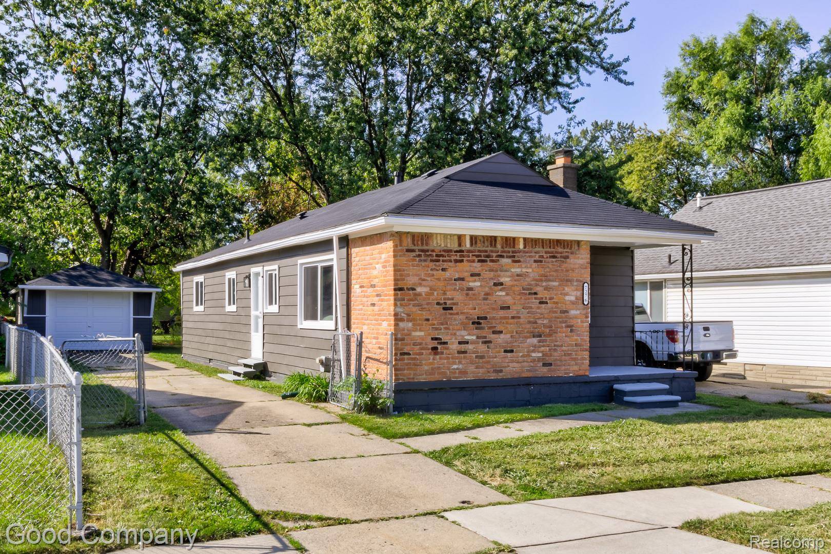 Warren, MI 48091,7276 Packard AVE