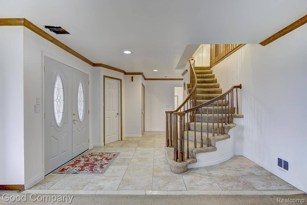 Sterling Heights, MI 48310,38092 Westchester RD