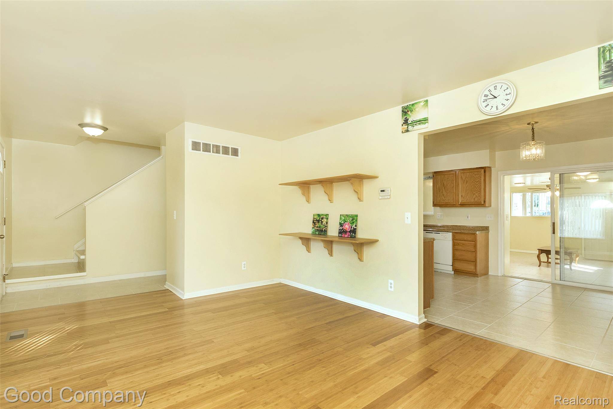 Hazel Park, MI 48030,1021 E Granet AVE