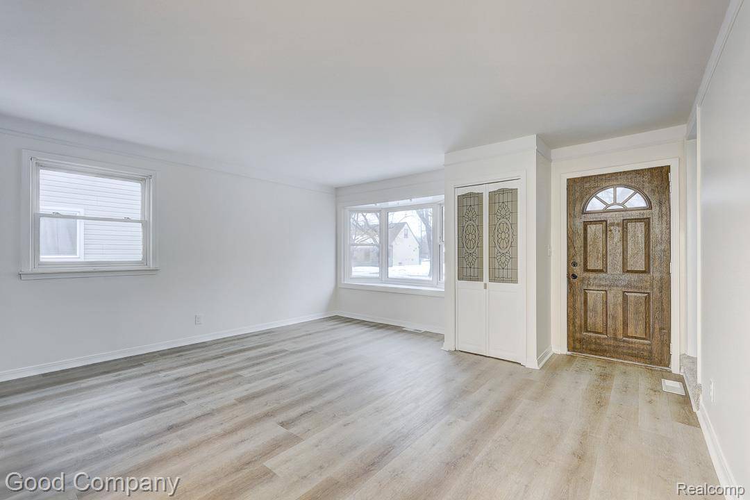 Roseville, MI 48066,25855 Mackinac ST