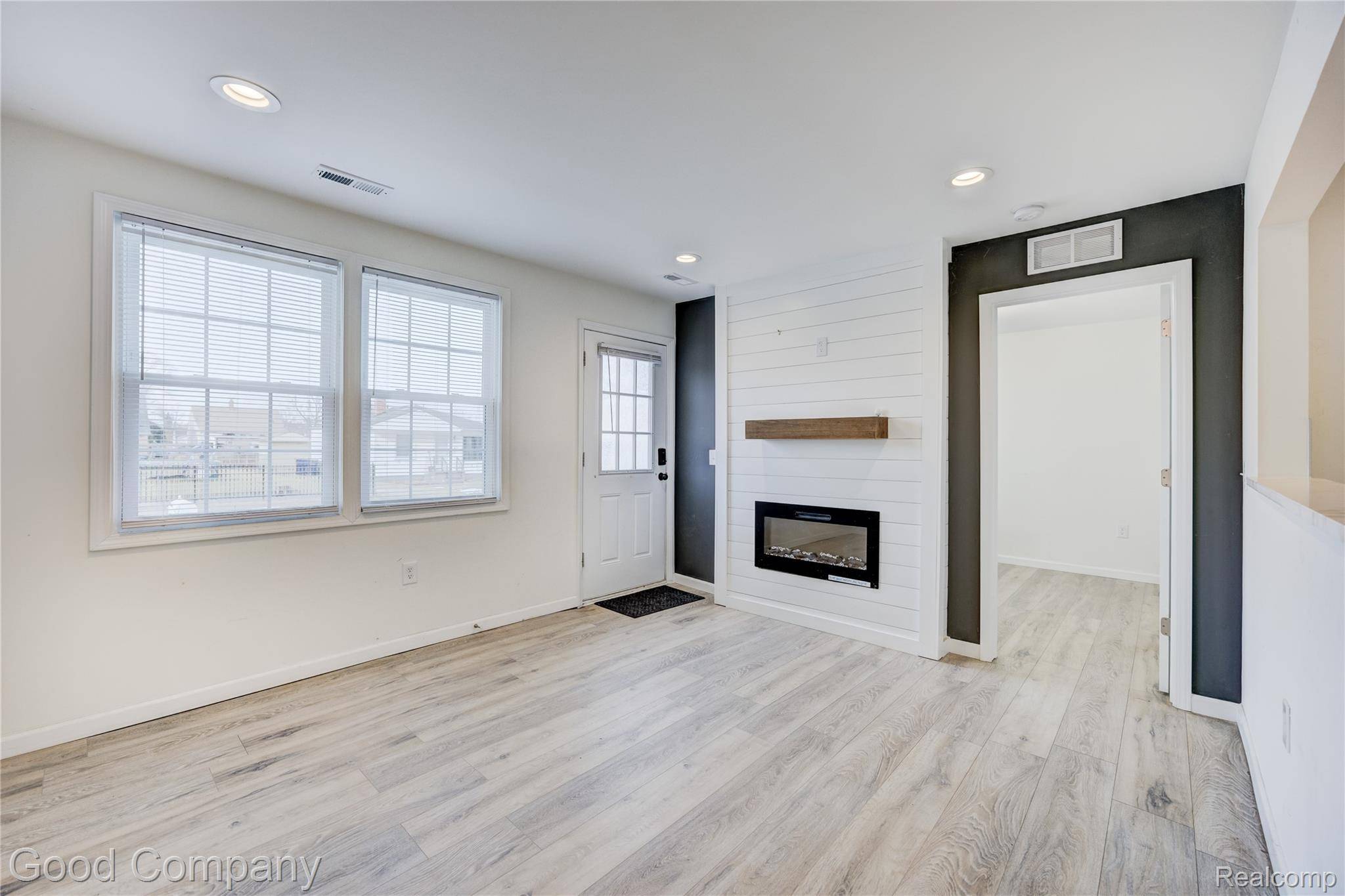 Warren, MI 48091,23826 Kate Ave