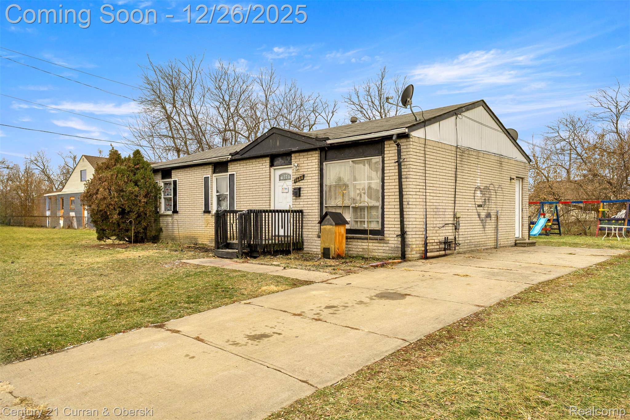 Inkster, MI 48141,3644 Hickory ST