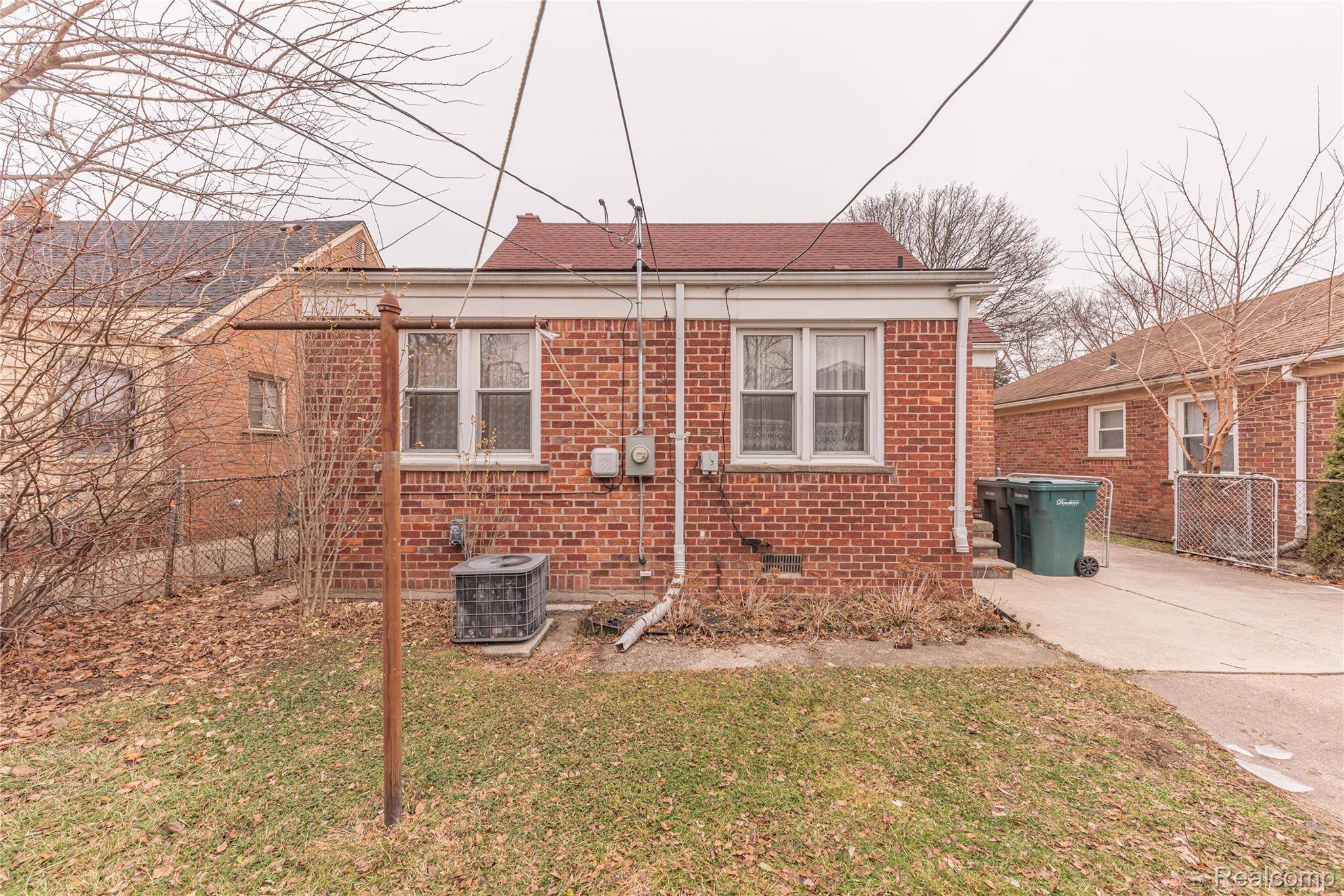 Dearborn, MI 48124,3604 Merrick ST