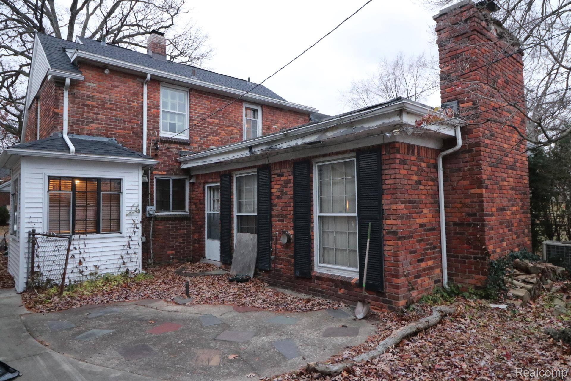 Detroit, MI 48203,2720 Woodstock DR