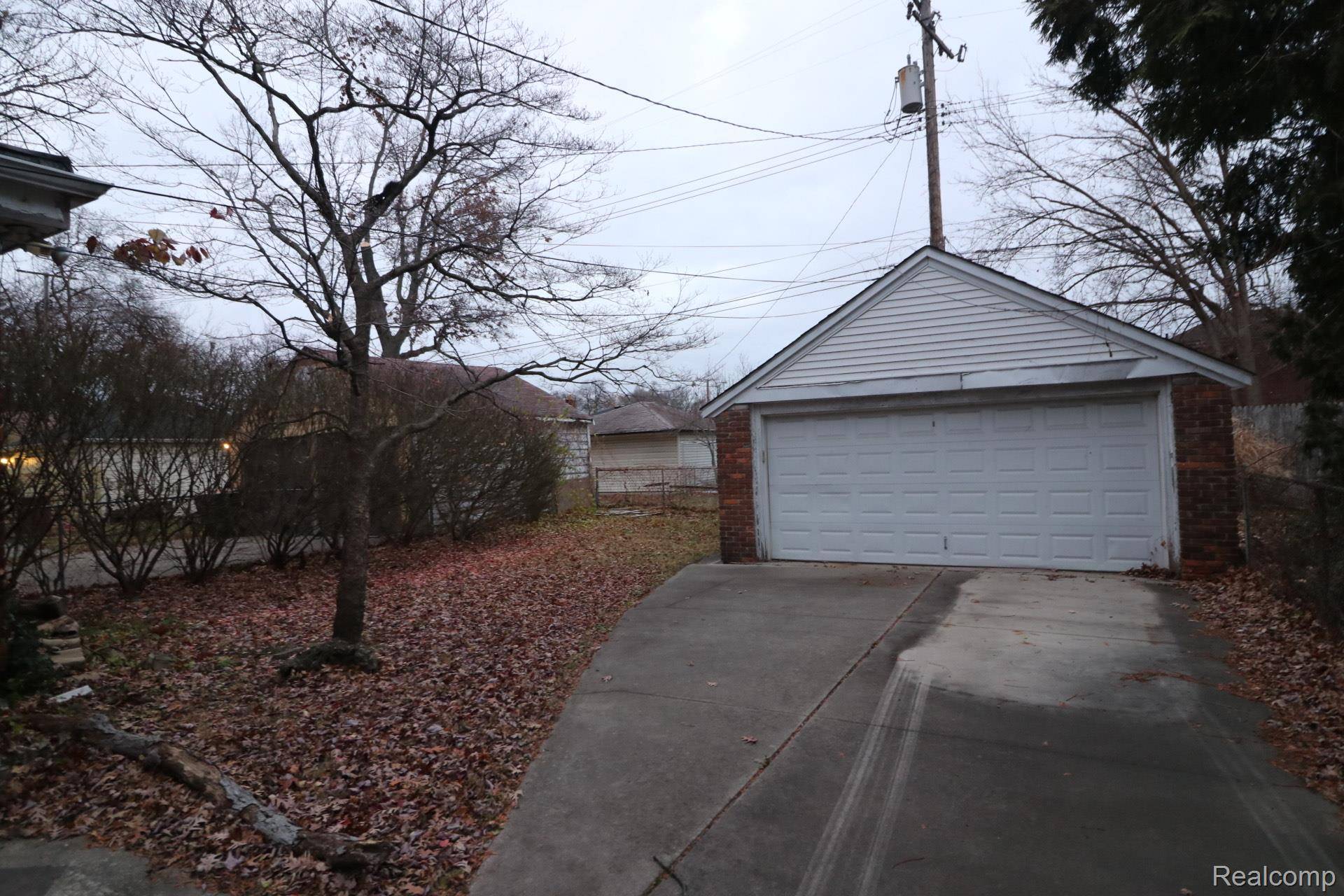 Detroit, MI 48203,2720 Woodstock DR