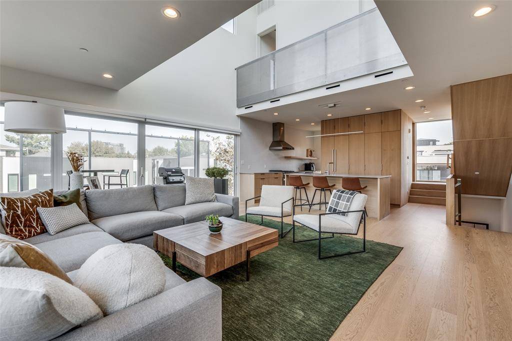 Dallas, TX 75204,4626 Coles Manor Place #101