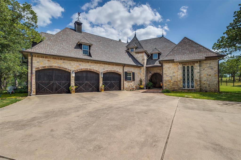 Bridgeport, TX 76426,181 County Road 1326