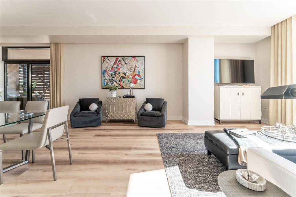 Dallas, TX 75206,5656 N Central Expressway #207