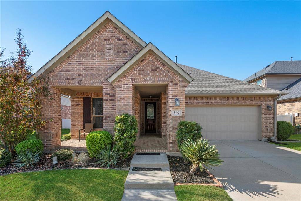 Aubrey, TX 76227,909 Dogwood Trail