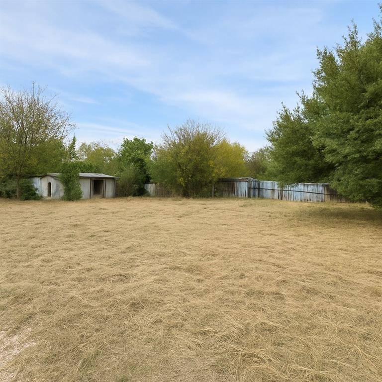 Whitney, TX 76692,131 Oak Run