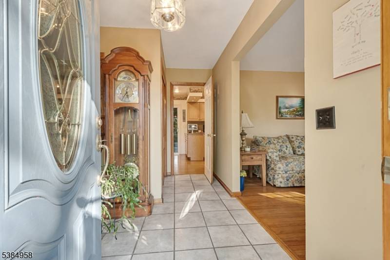 Montville Twp., NJ 07045,23 Glenwood Dr