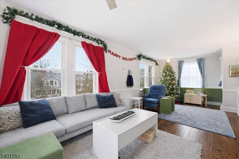 Morristown Town, NJ 07960,103 Early St