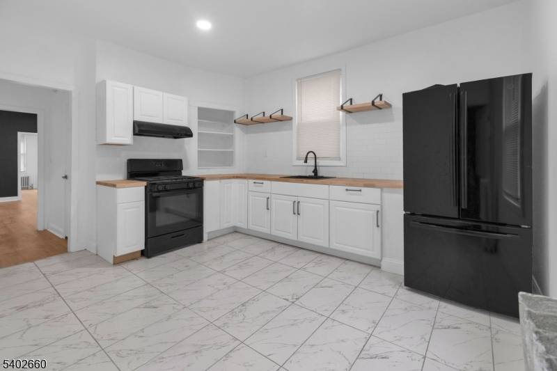 Newark City, NJ 07108,45 Seymour Ave