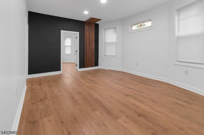 Newark City, NJ 07108,45 Seymour Ave