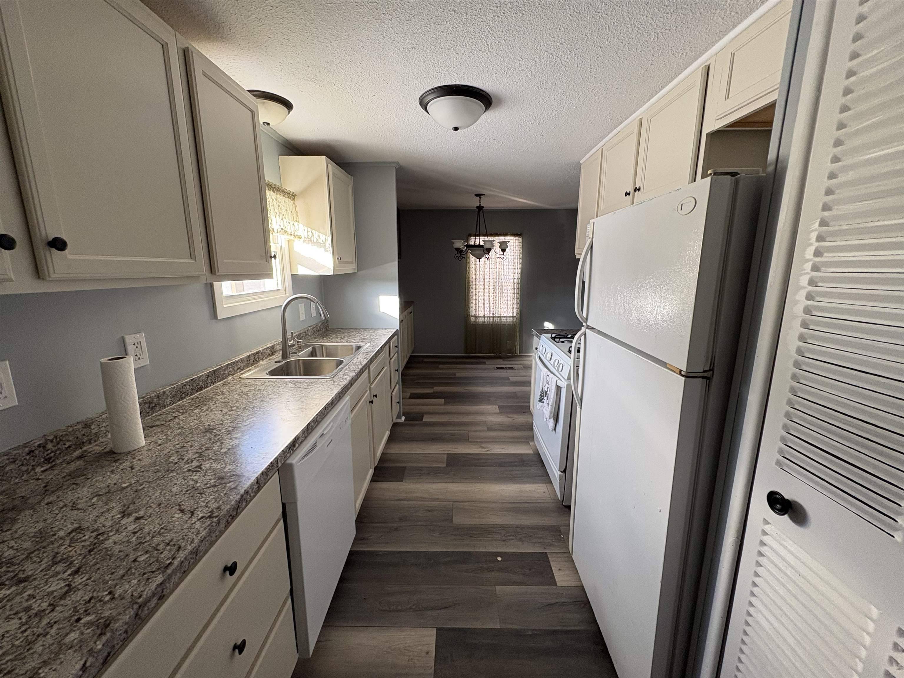 Clio, MI 48420,10304 Baker DR