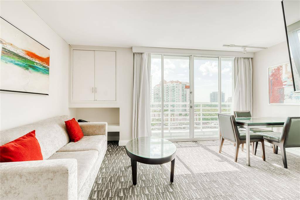 Fort Lauderdale, FL 33304,2670 E Sunrise Blvd #826