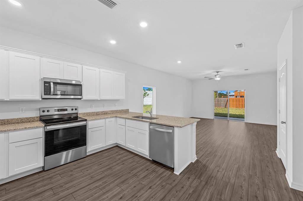 Port St Lucie, FL 34953,2373 SW Chateau Terr