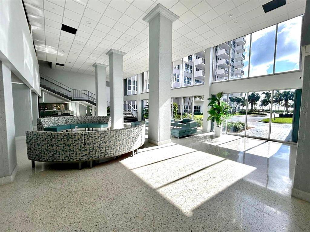Pompano Beach, FL 33062,405 N OCEAN BL #527