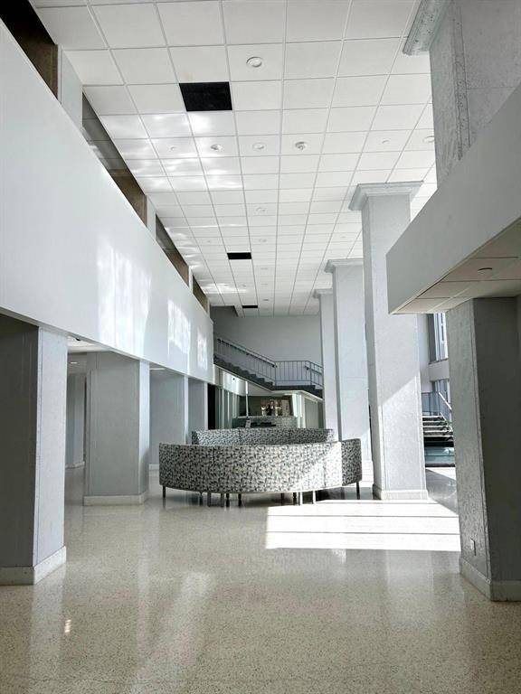 Pompano Beach, FL 33062,405 N OCEAN BL #527