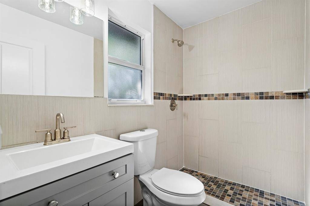 Fort Lauderdale, FL 33304,1211 NE 2nd Ave #2