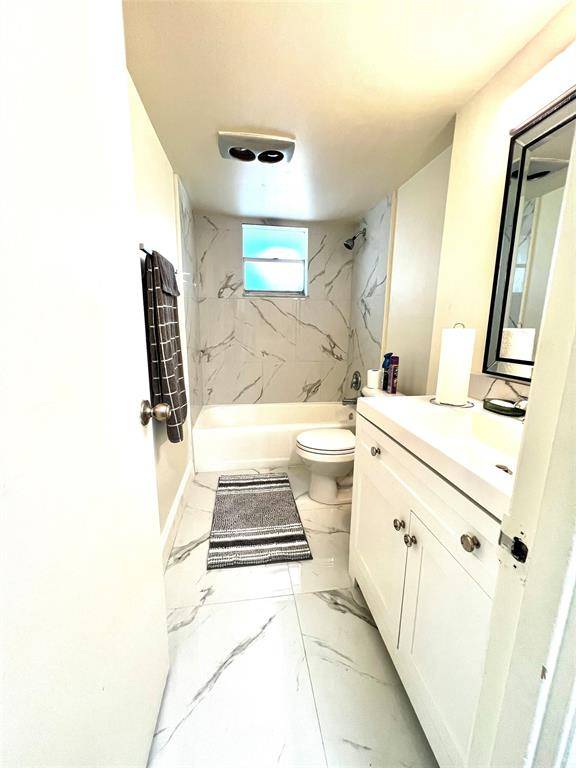 Margate, FL 33063,3080 Holiday Springs Blvd #301