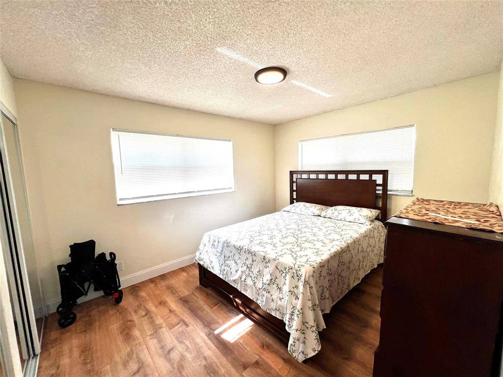 Margate, FL 33063,3080 Holiday Springs Blvd #301