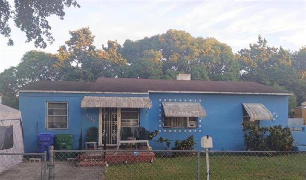 Miami, FL 33127,1029 NW 42nd St