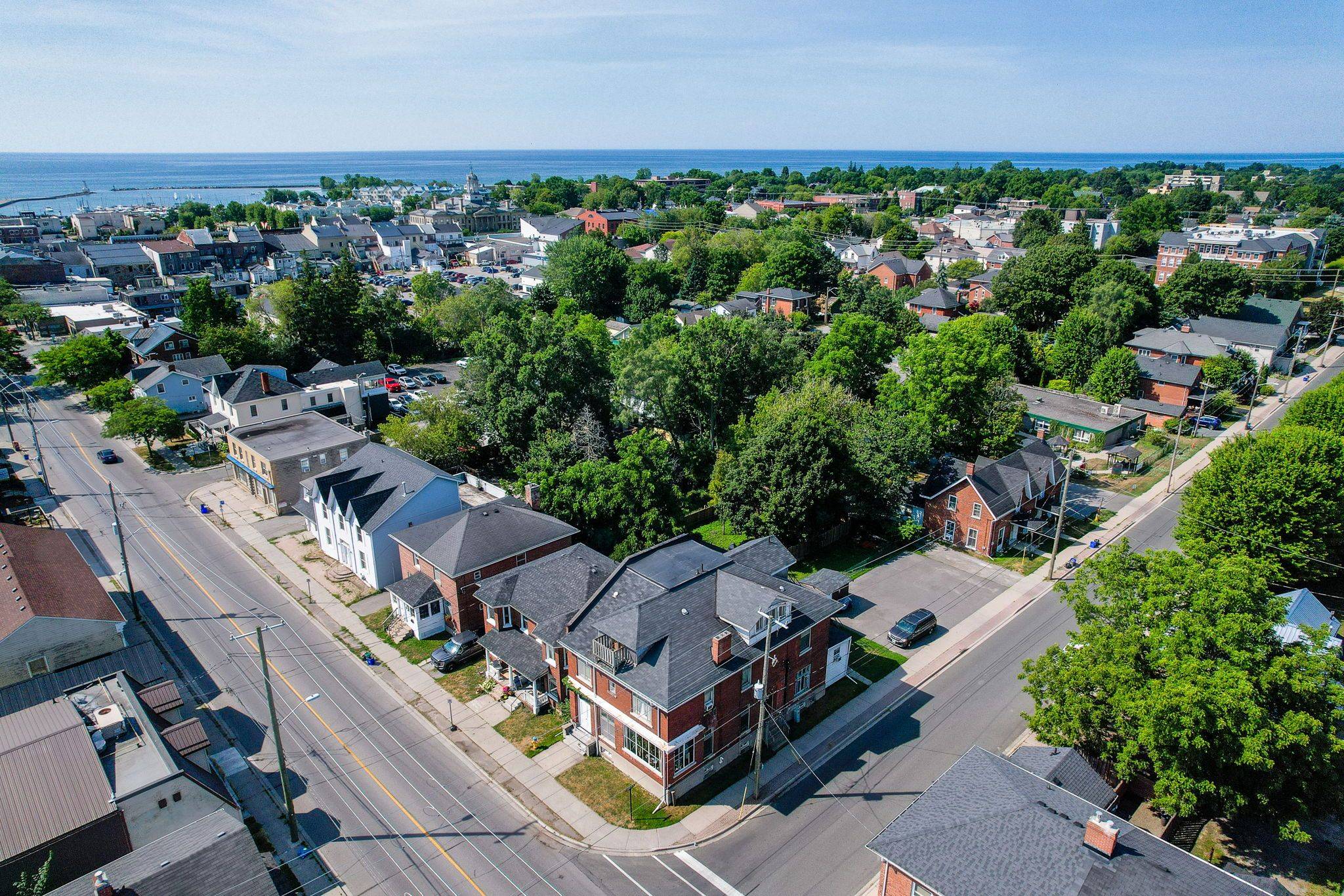 Cobourg, ON K9A 2J8,1 James ST W