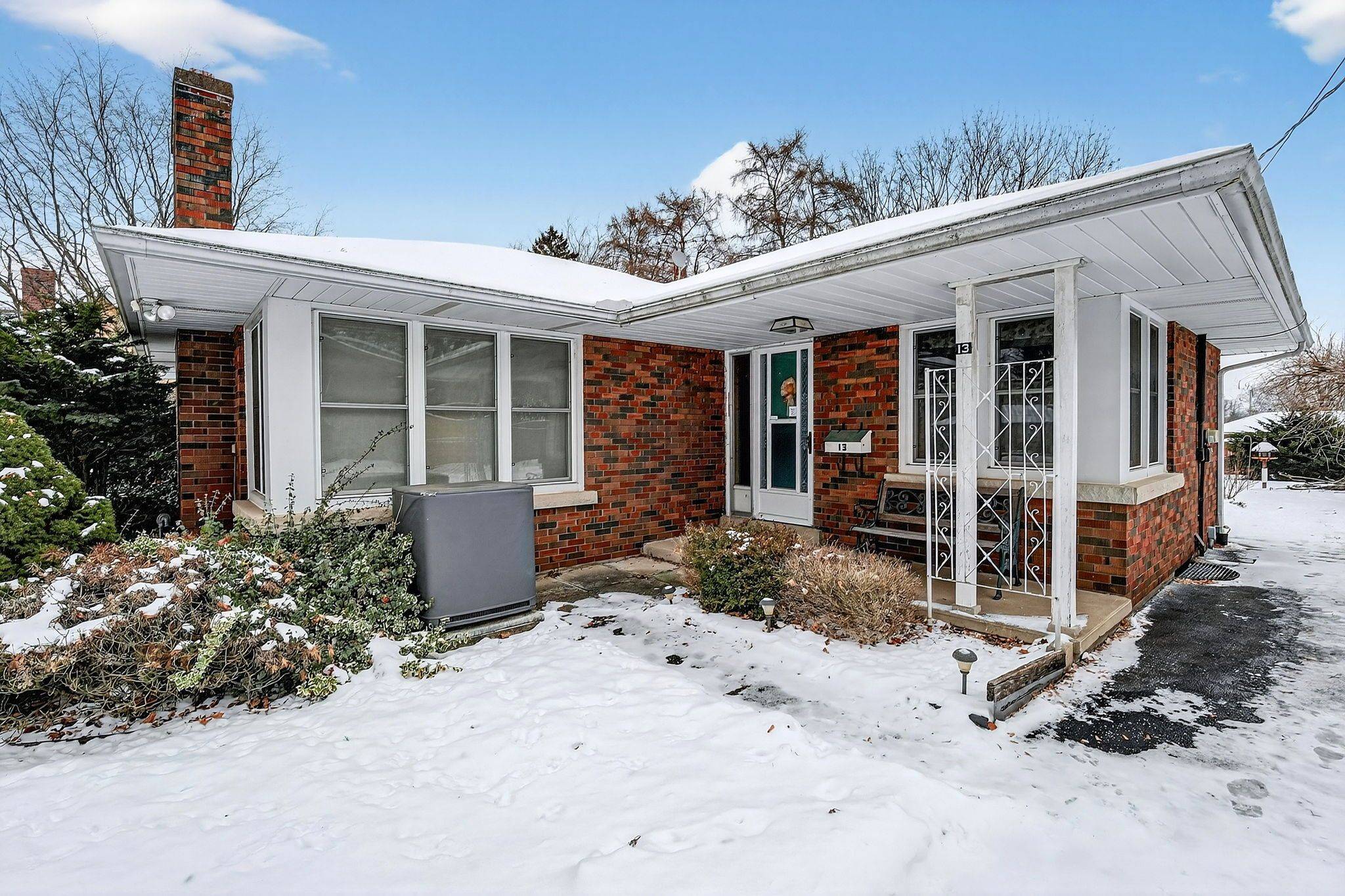 Pelham, ON L0S 1E3,13 Chestnut ST