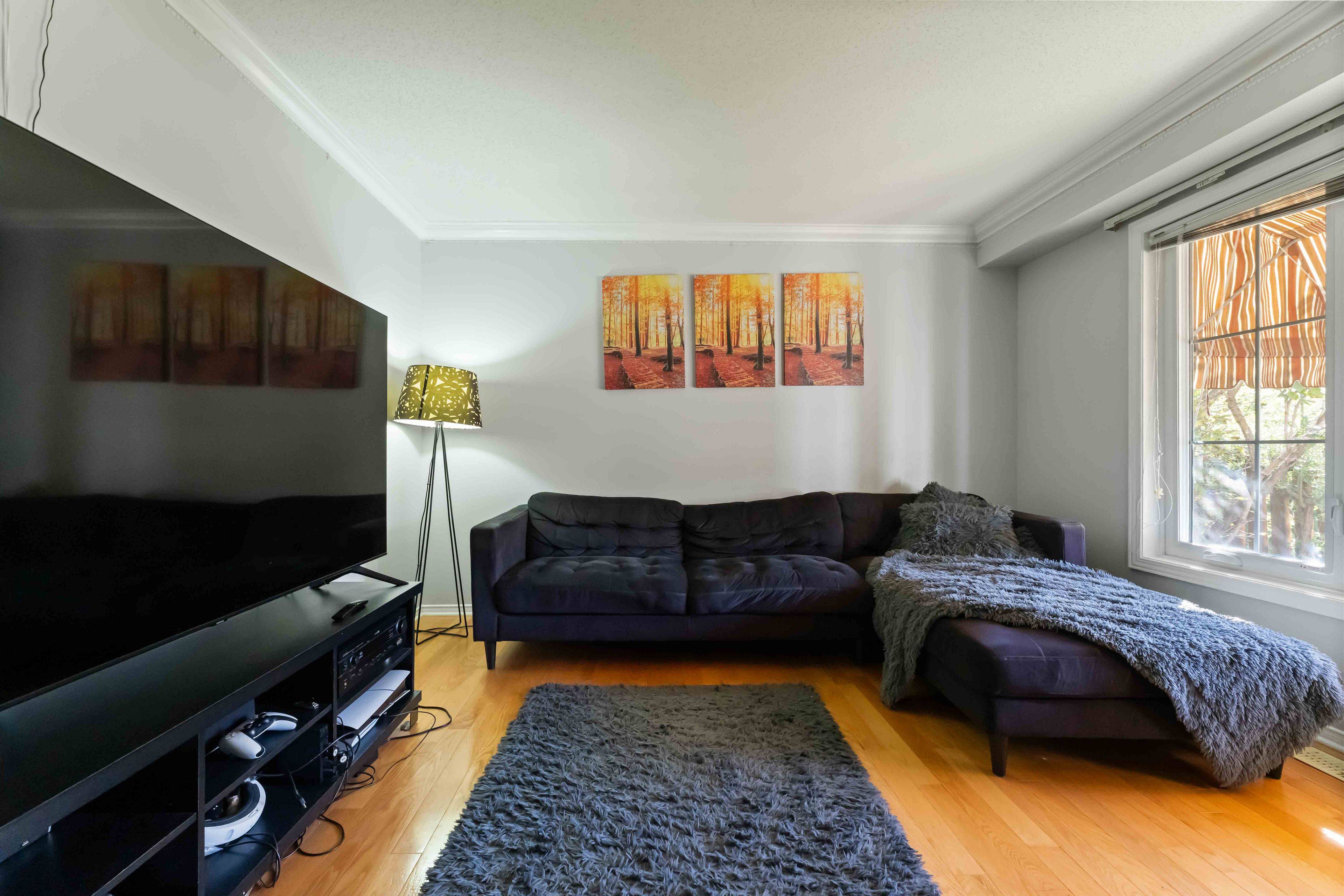 Kanata, ON K2M 2S1,160 Grassy Plains DR