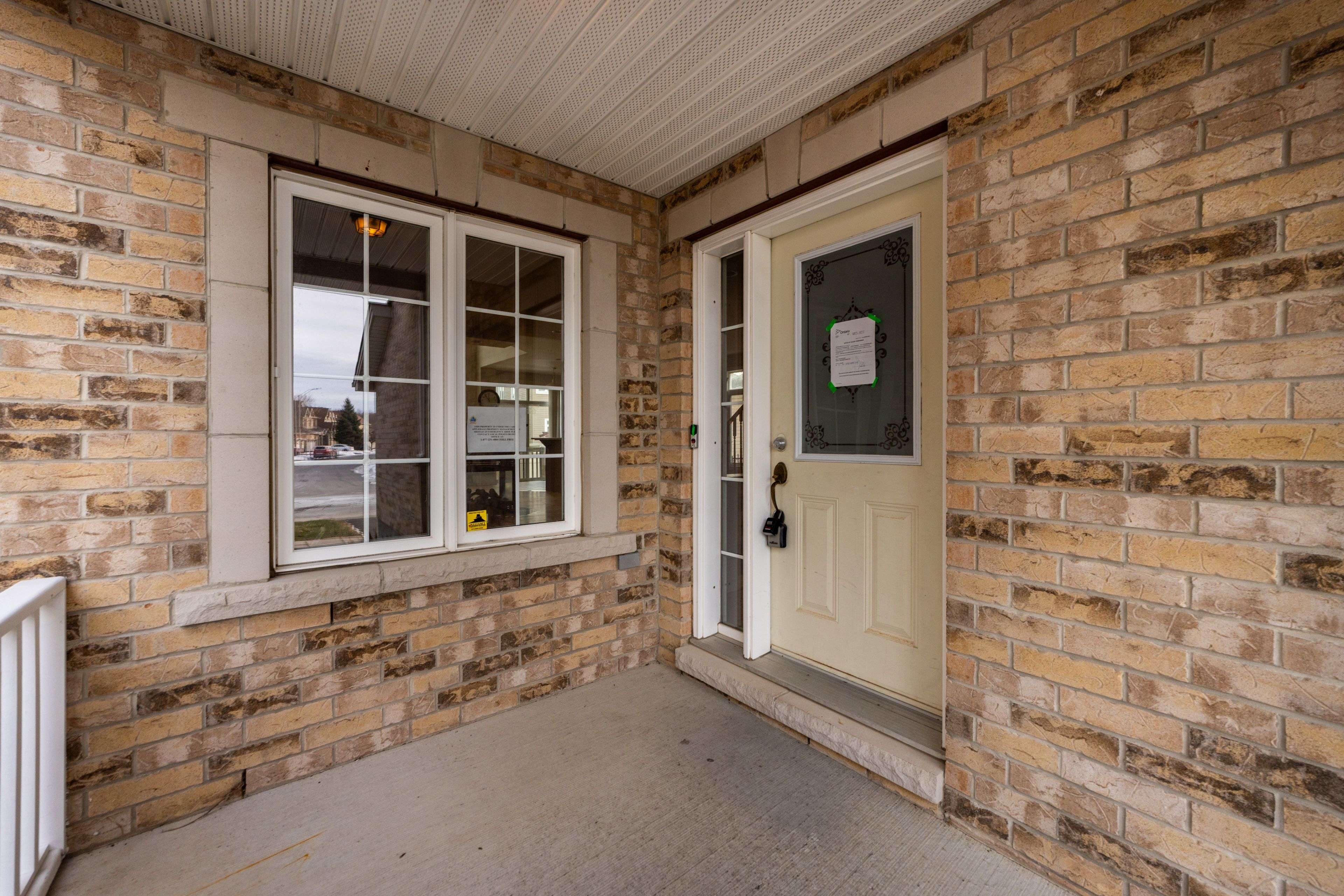 Blossom Park - Airport And Area, ON K1V 2K2,5090 North Bluff DR